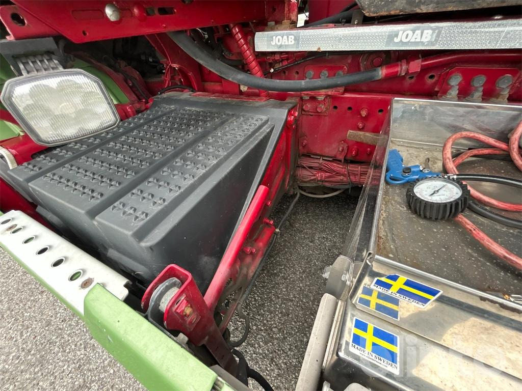 Camion ampliroll SCANIA