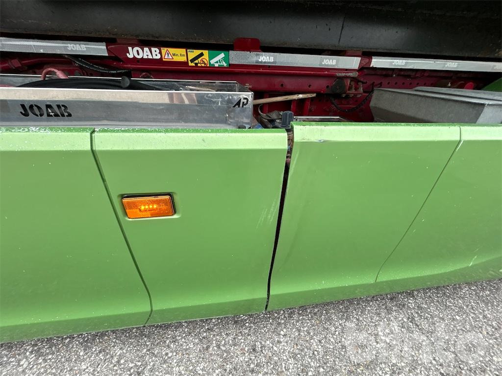 Camion ampliroll SCANIA