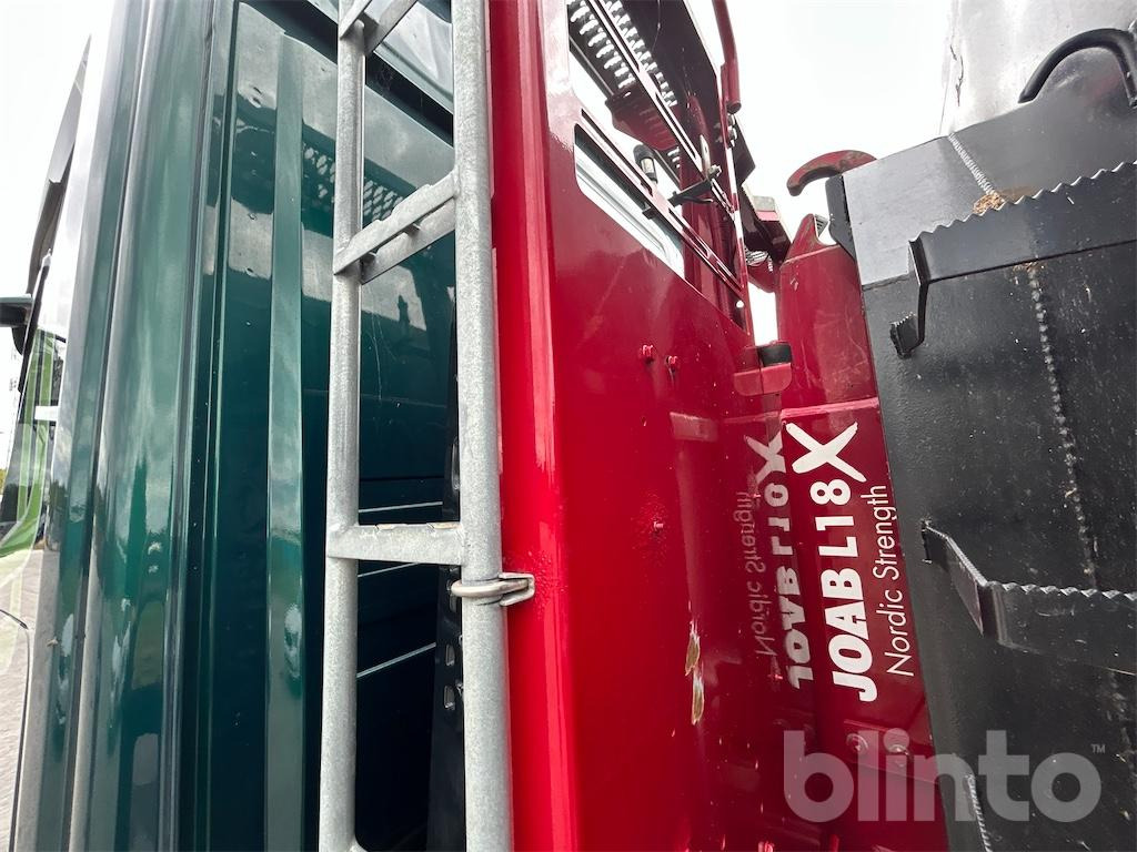 Camion ampliroll SCANIA