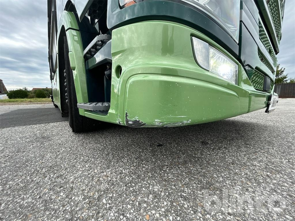 Camion ampliroll SCANIA