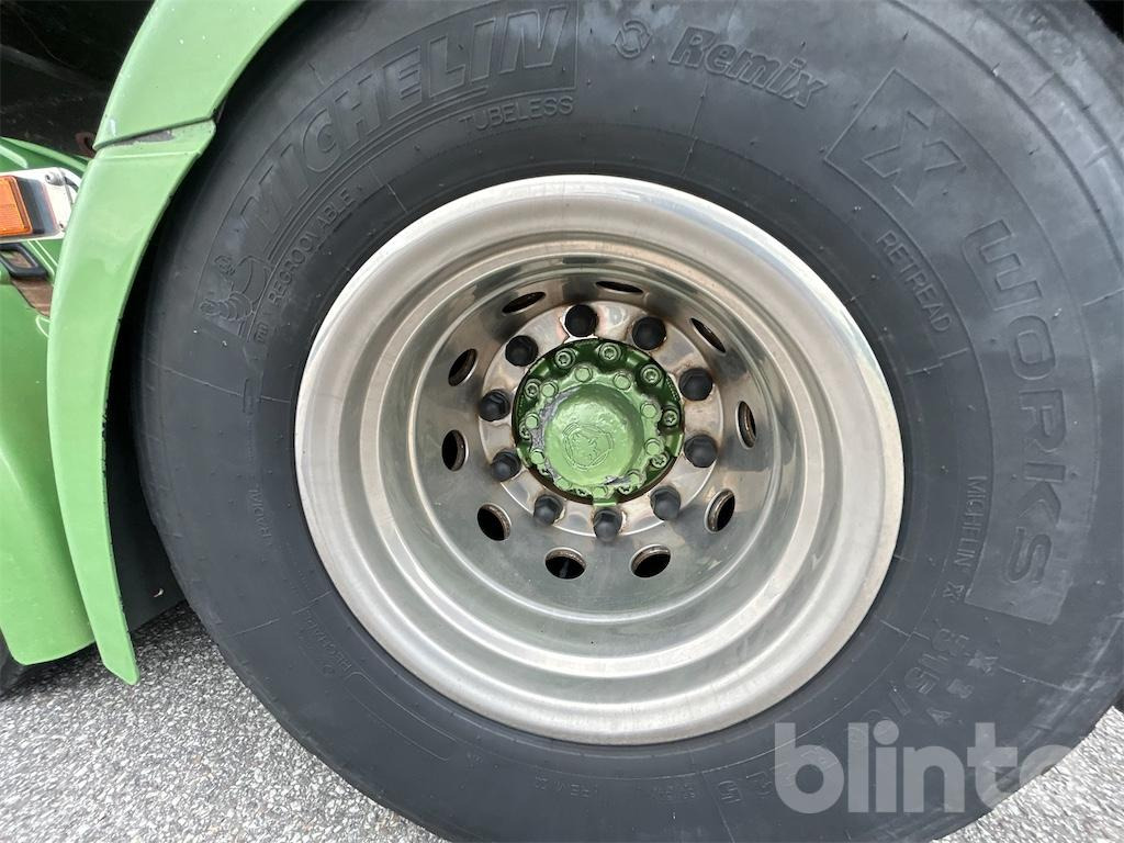 Camion ampliroll SCANIA