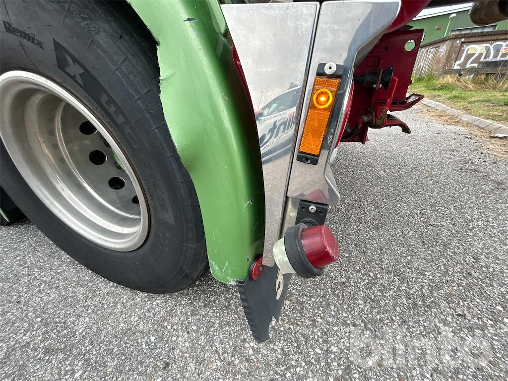 Camion ampliroll SCANIA