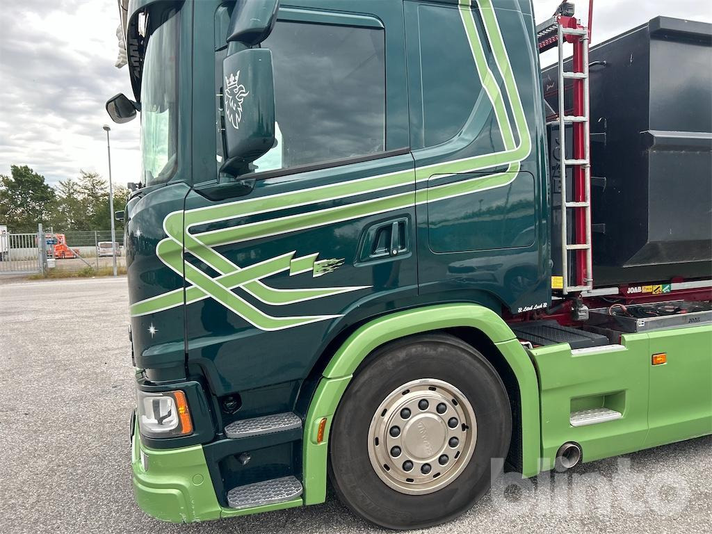 Camion ampliroll SCANIA