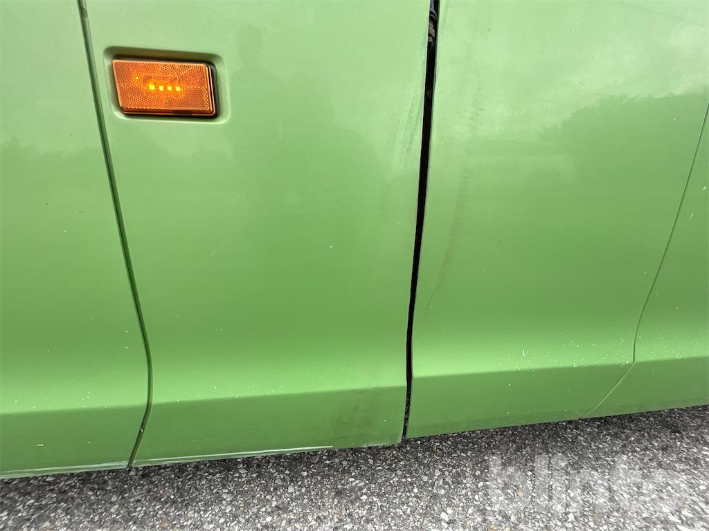 Camion ampliroll SCANIA