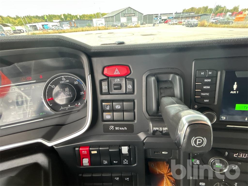 Camion ampliroll SCANIA