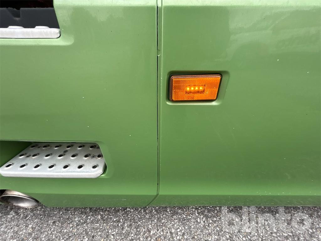 Camion ampliroll SCANIA