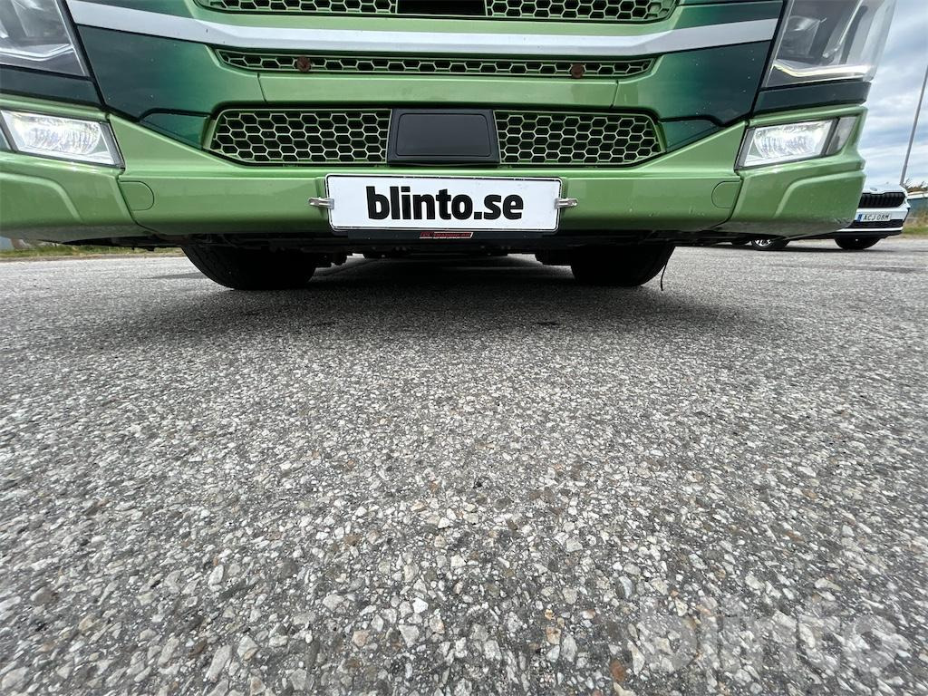 Camion ampliroll SCANIA