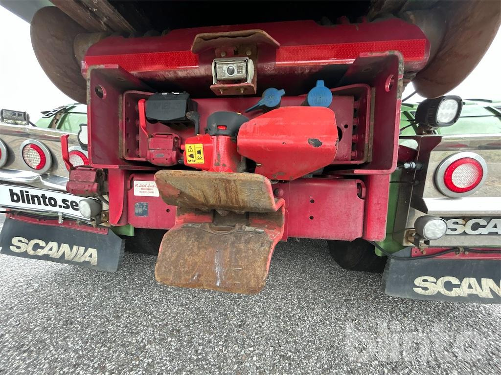 Camion ampliroll SCANIA