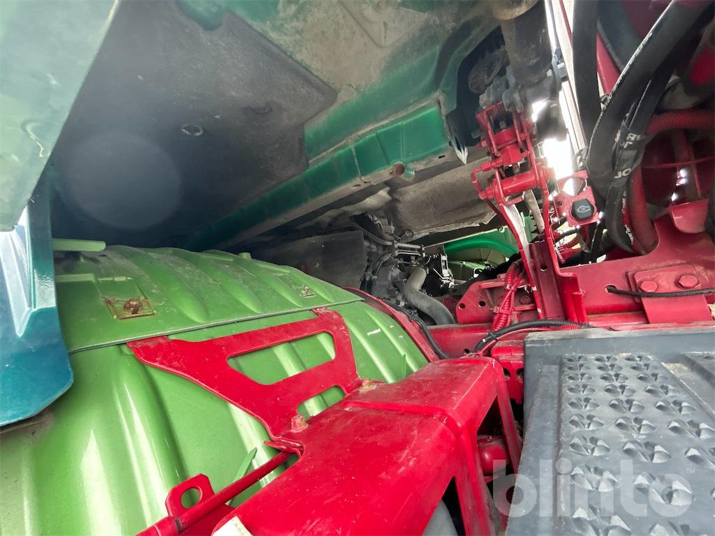 Camion ampliroll SCANIA