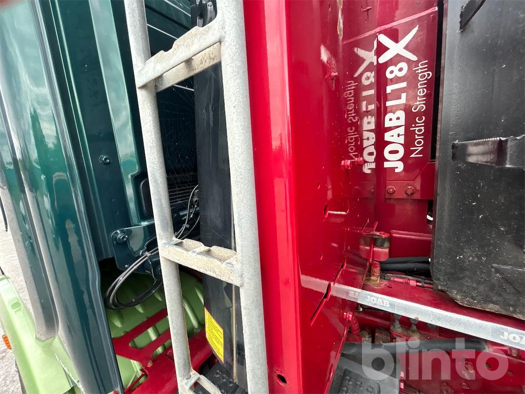 Camion ampliroll SCANIA