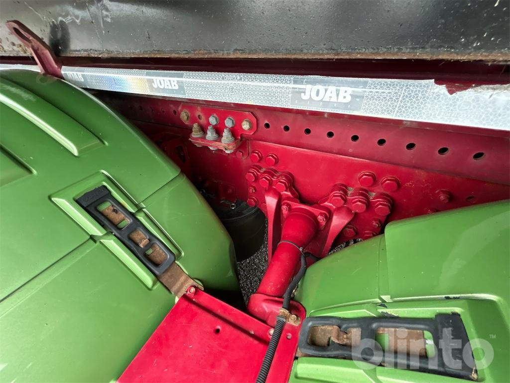 Camion ampliroll SCANIA