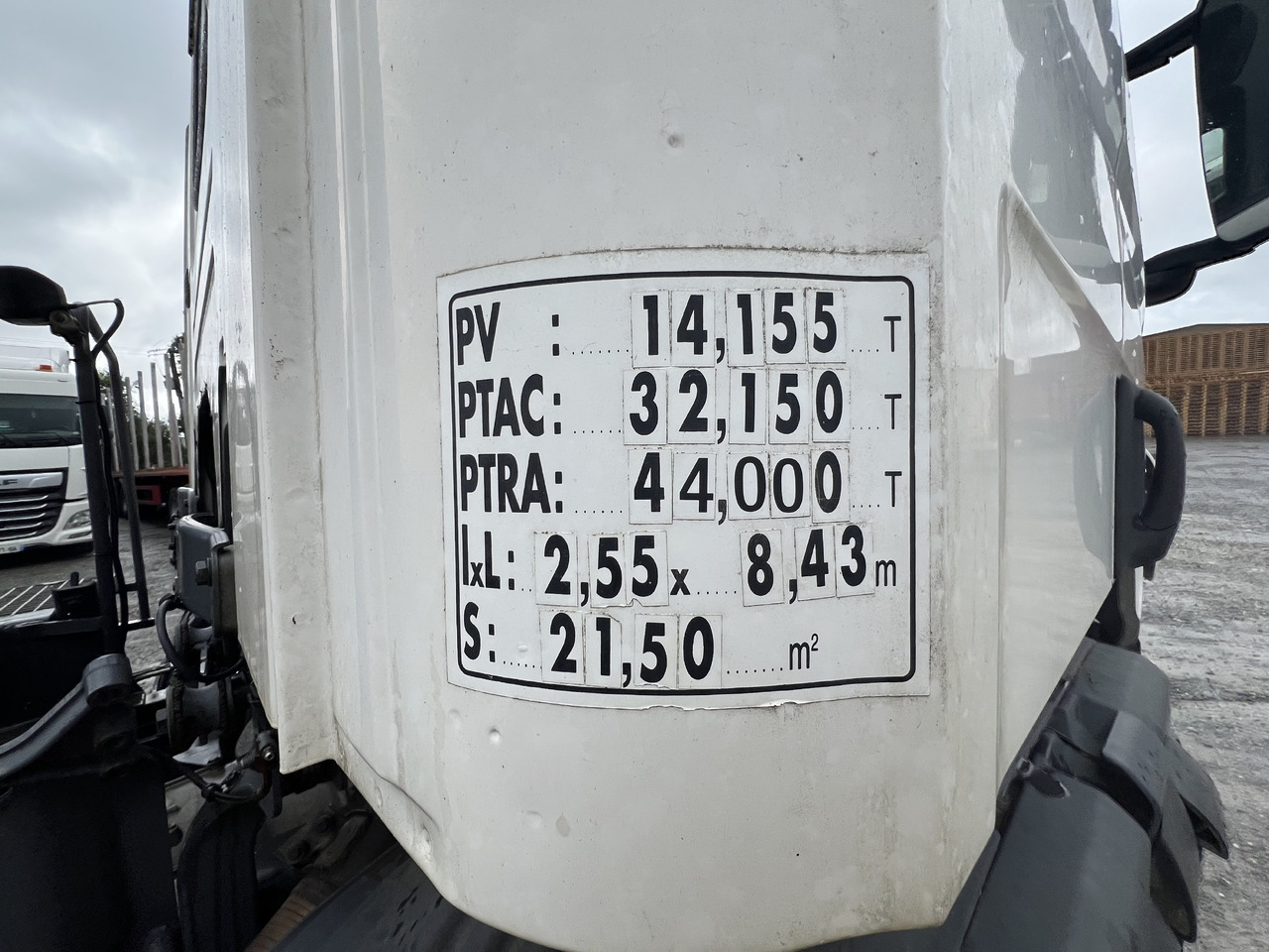 Camion ampliroll SCANIA 8x4