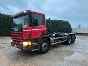 Camion ampliroll SCANIA CV P114 SCARRABILE 6X2