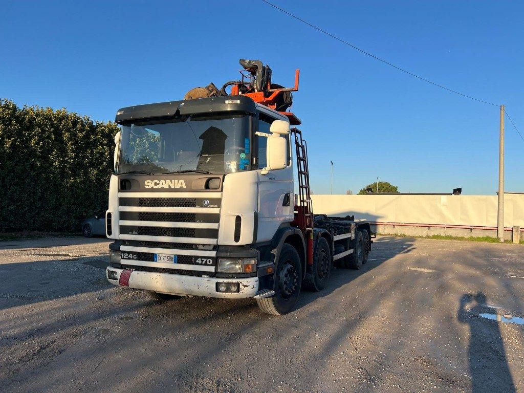 Camion ampliroll SCANIA CV R124 SCARRABILE CON GRU E POLIPO