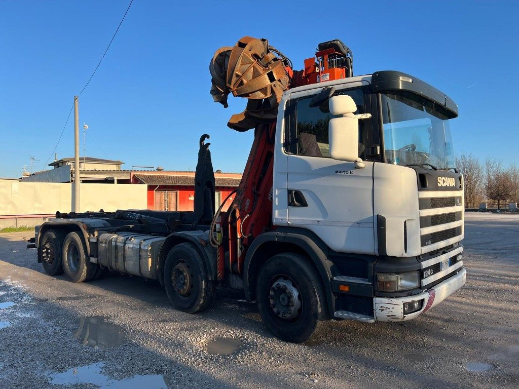 Camion ampliroll SCANIA CV R124 SCARRABILE CON GRU E POLIPO