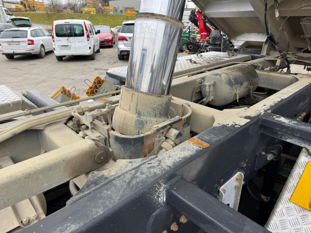 Camion ampliroll SCANIA G490 10x4 2S Moser