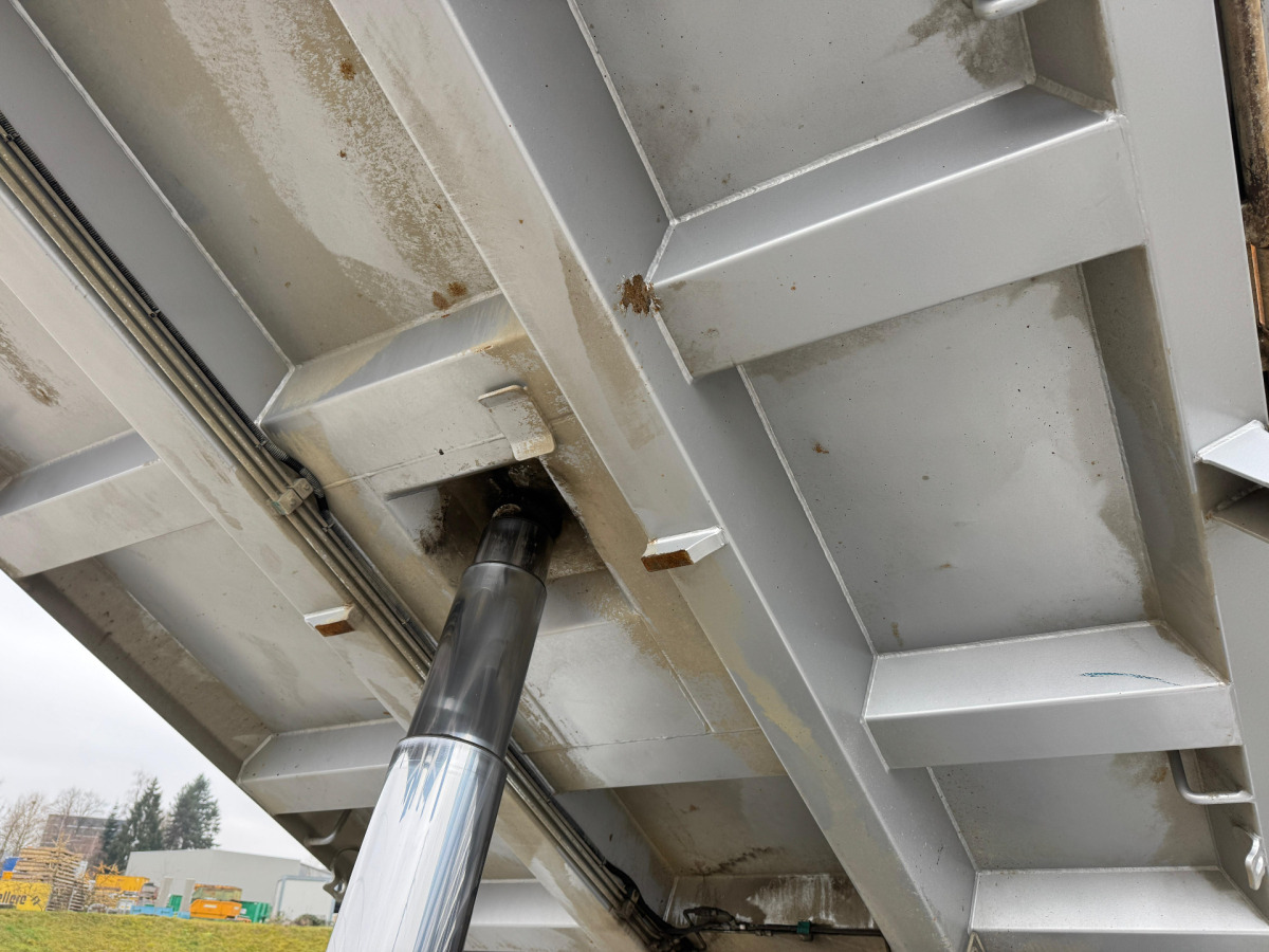 Camion ampliroll SCANIA G490 10x4 2S Moser