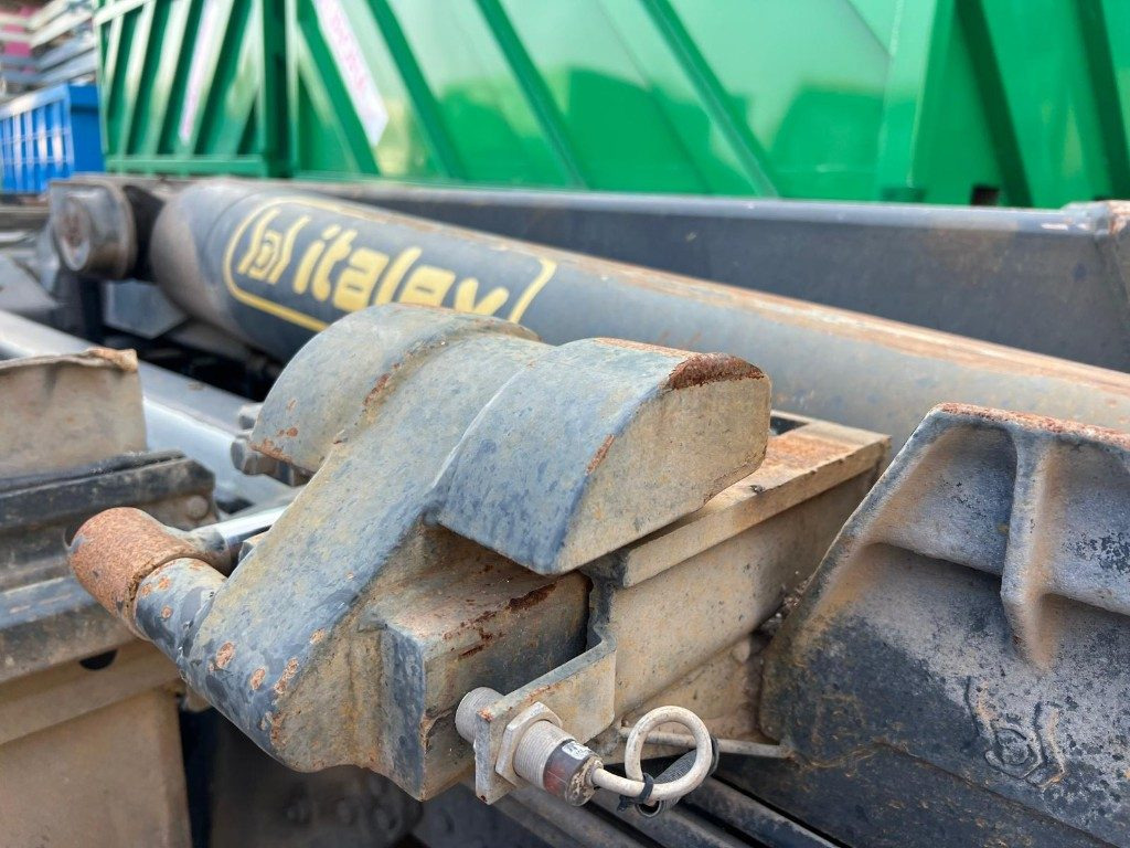 Camion ampliroll SCANIA R480 USATO SCARRABILE 6X2