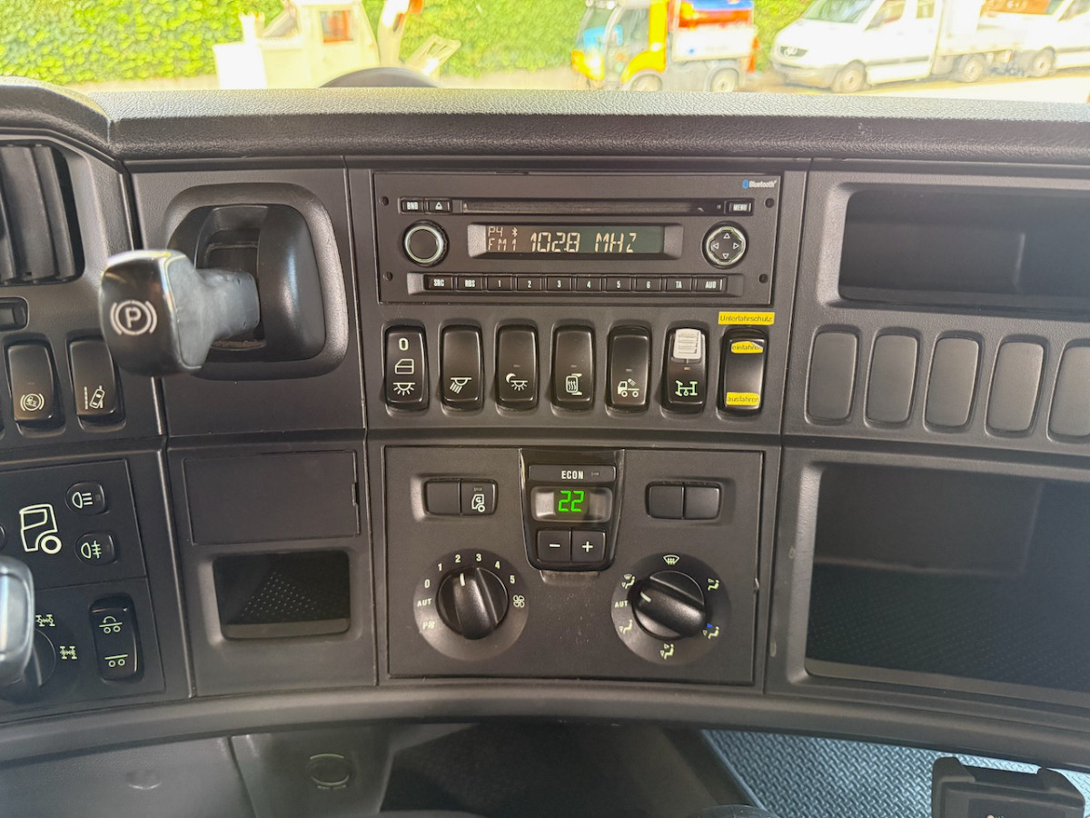 Camion ampliroll SCANIA R490 8x4