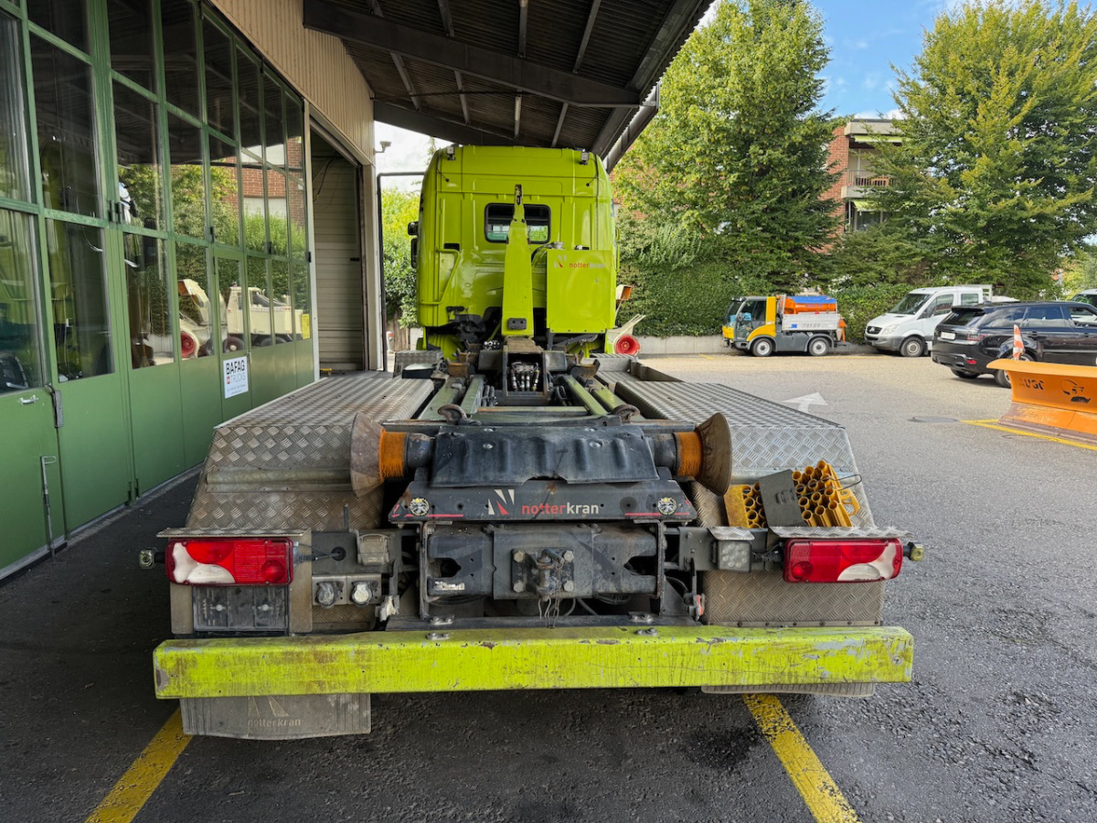 Camion ampliroll SCANIA R490 8x4