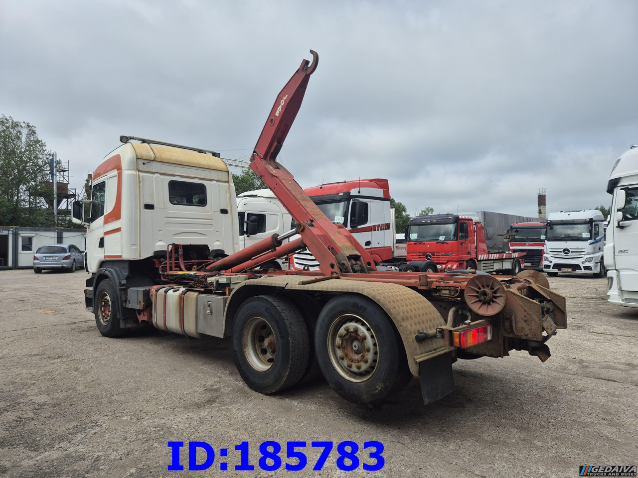 Camion ampliroll SCANIA R500 6x2 Hook lift