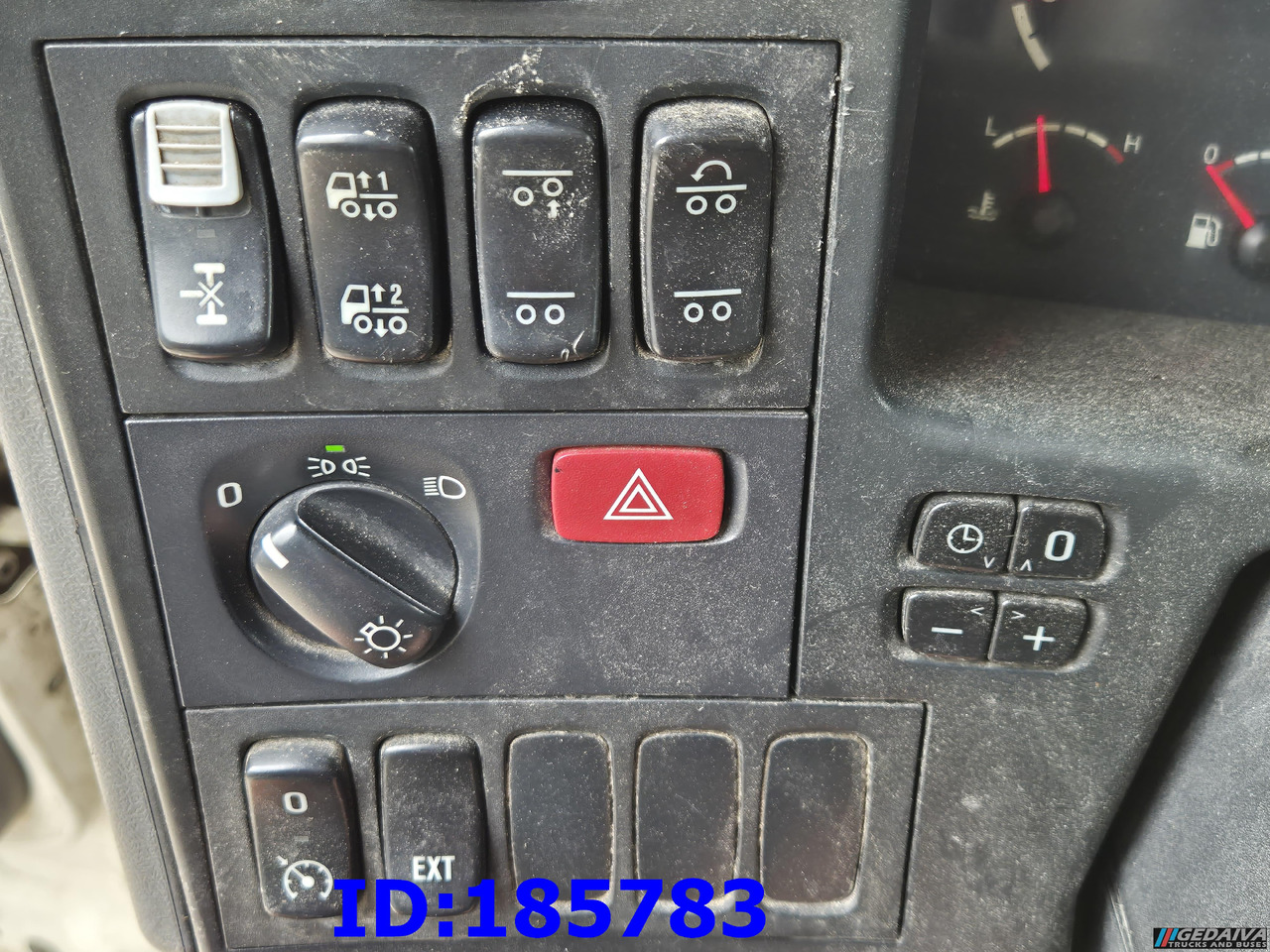 Camion ampliroll SCANIA R500 6x2 Hook lift