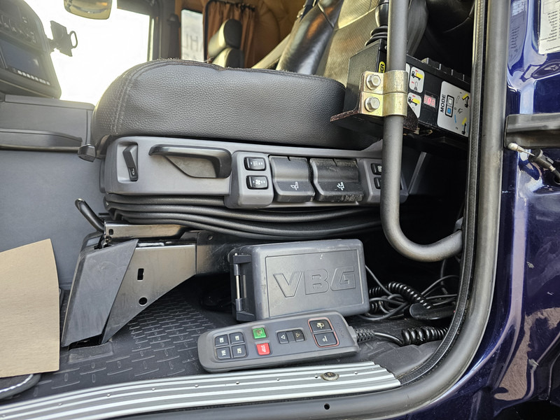 Camion ampliroll Scania G490 8x4*4 / PALFINGER CRANE + HOOKLIFT