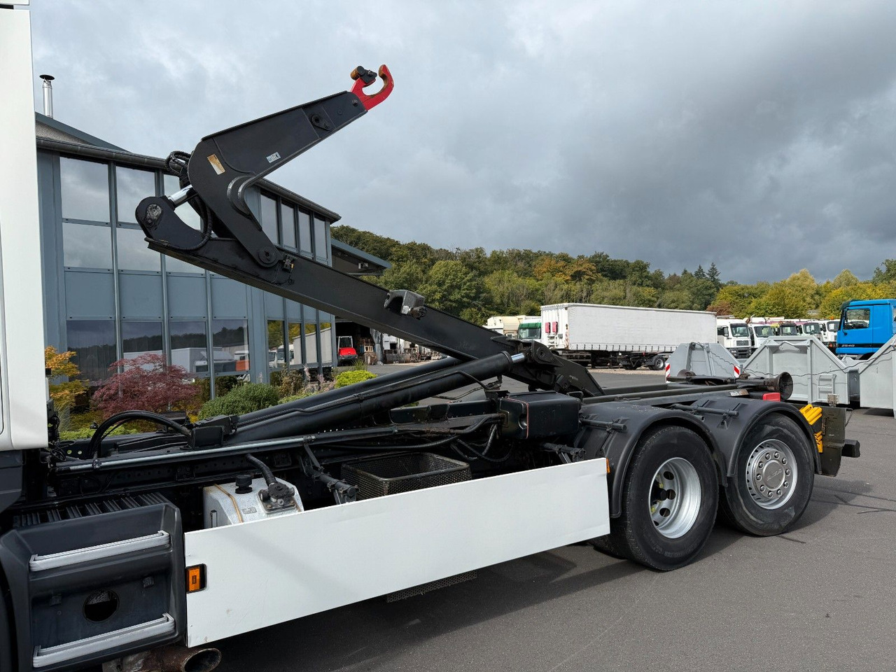 Camion ampliroll Scania G 440 LB 6x2 Knickhaken Retarder, Klima