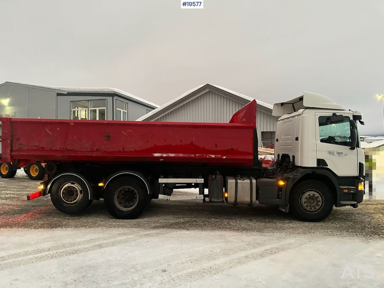 Camion ampliroll Scania P114