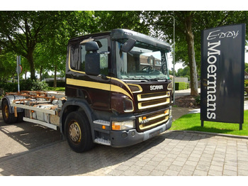 Camion ampliroll  Scania P230 Cp16