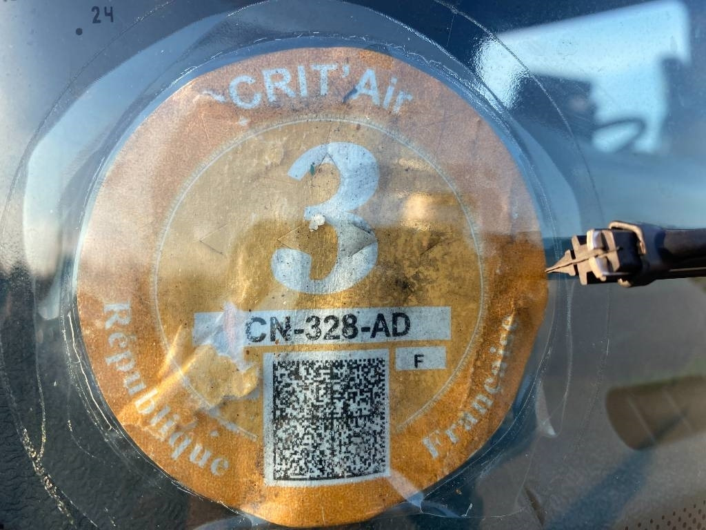 Camion ampliroll Scania P360/HYVALIFT/HIAB 144B a réparer