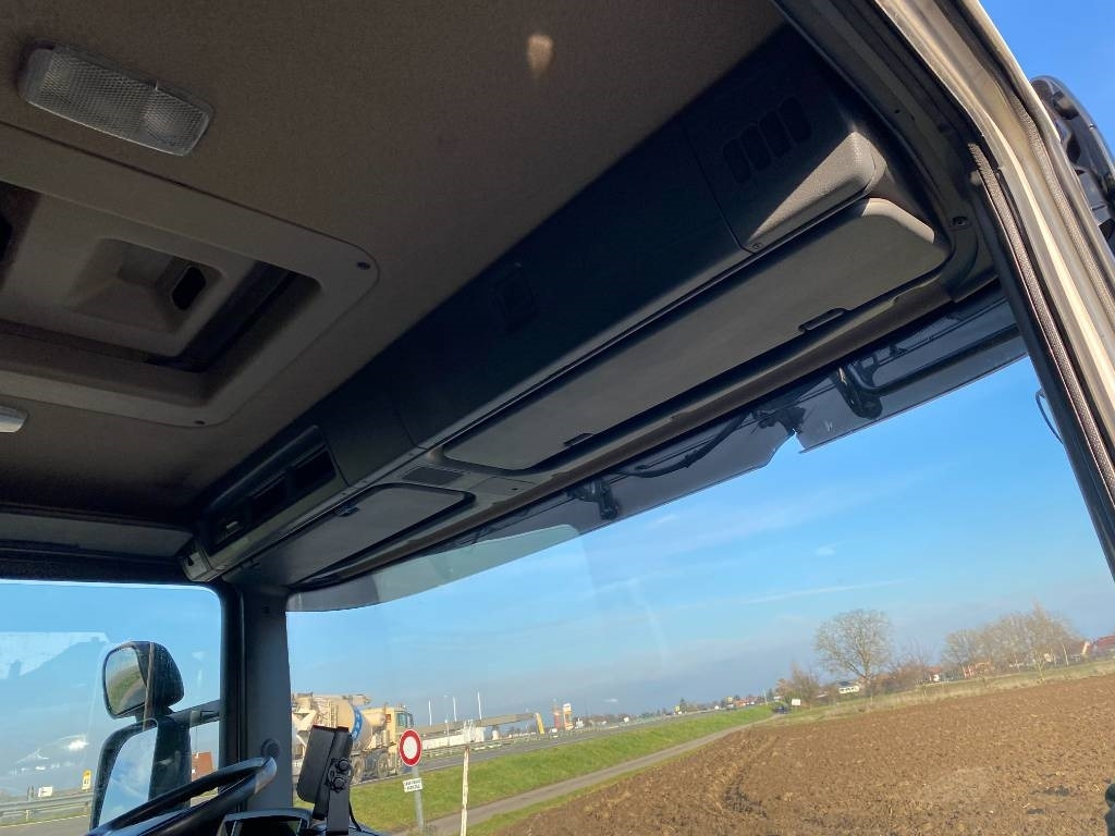 Camion ampliroll Scania P360/HYVALIFT/HIAB 144B a réparer