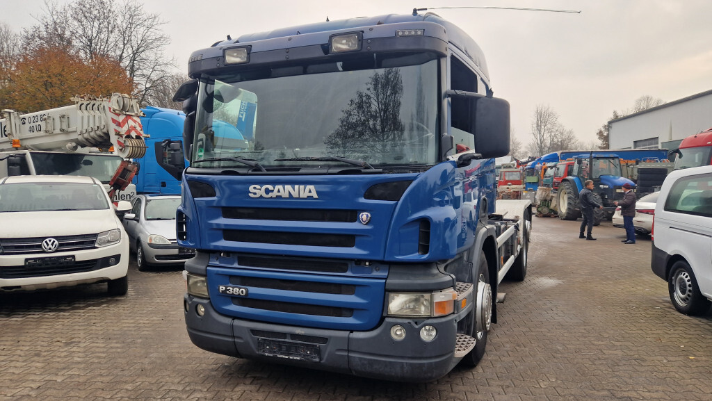 Camion ampliroll Scania P380 VDL Haken  Lenk-Liftachse