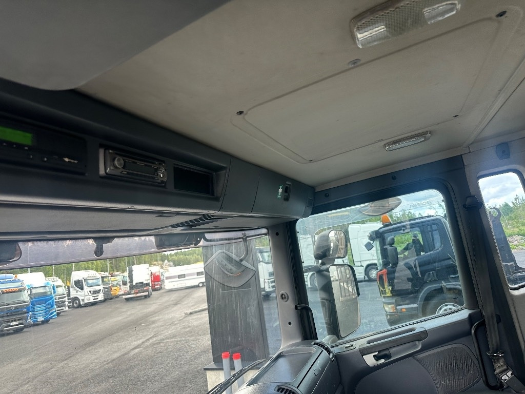 Camion ampliroll Scania P420 6x2*4