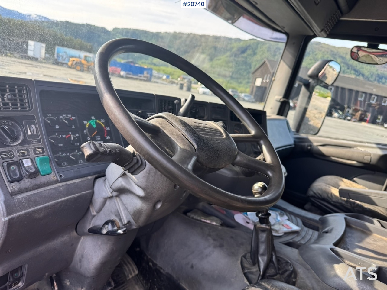 Camion ampliroll Scania R124