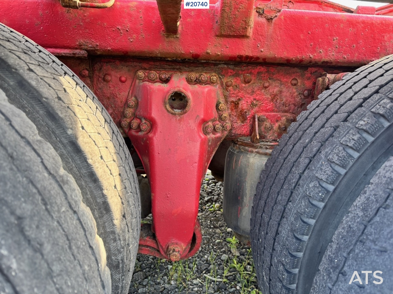 Camion ampliroll Scania R124
