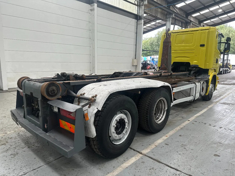 Camion ampliroll Scania R420 6x2 / Leebur