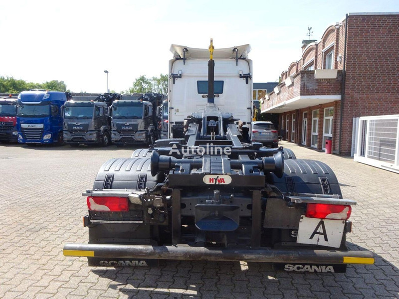 Camion ampliroll Scania R450 Hook lift truck 6x2