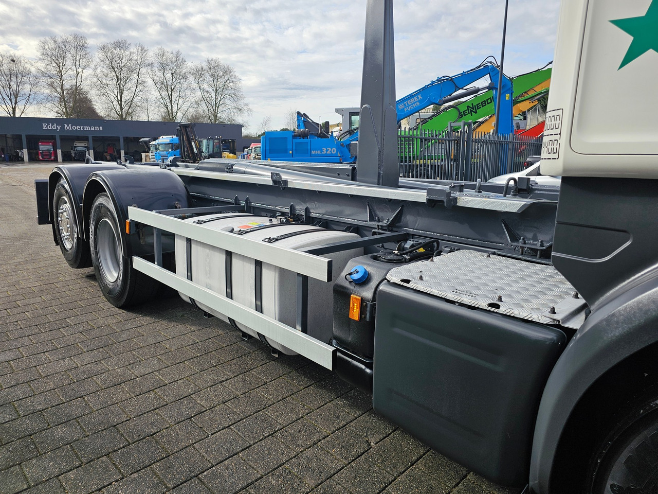 Camion ampliroll Scania R490 Highline 6x2