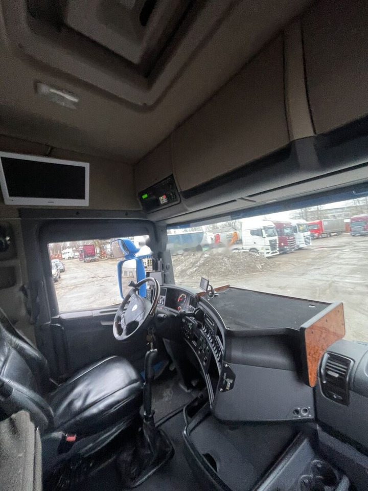 Camion ampliroll Scania R500