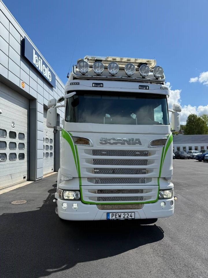 Camion ampliroll Scania R520LB8X4*4HNB