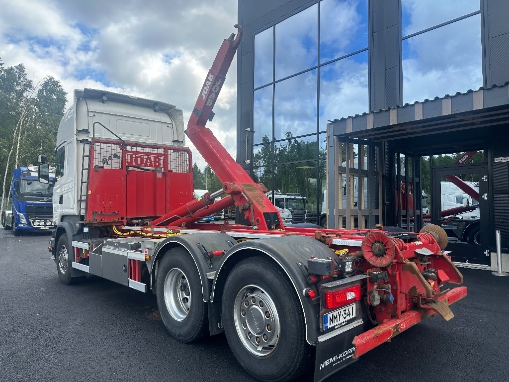 Camion ampliroll Scania R520 6x2*4