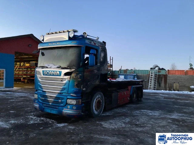 Camion ampliroll Scania R560 6X2 kroghejs – Brændt
