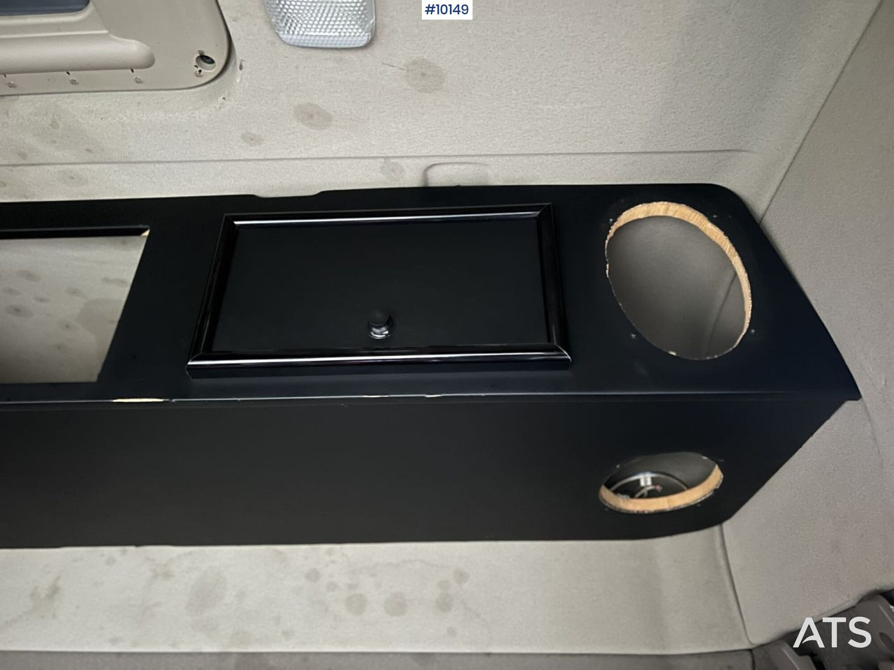 Camion ampliroll Scania R560 Tridem Hooklift Truck