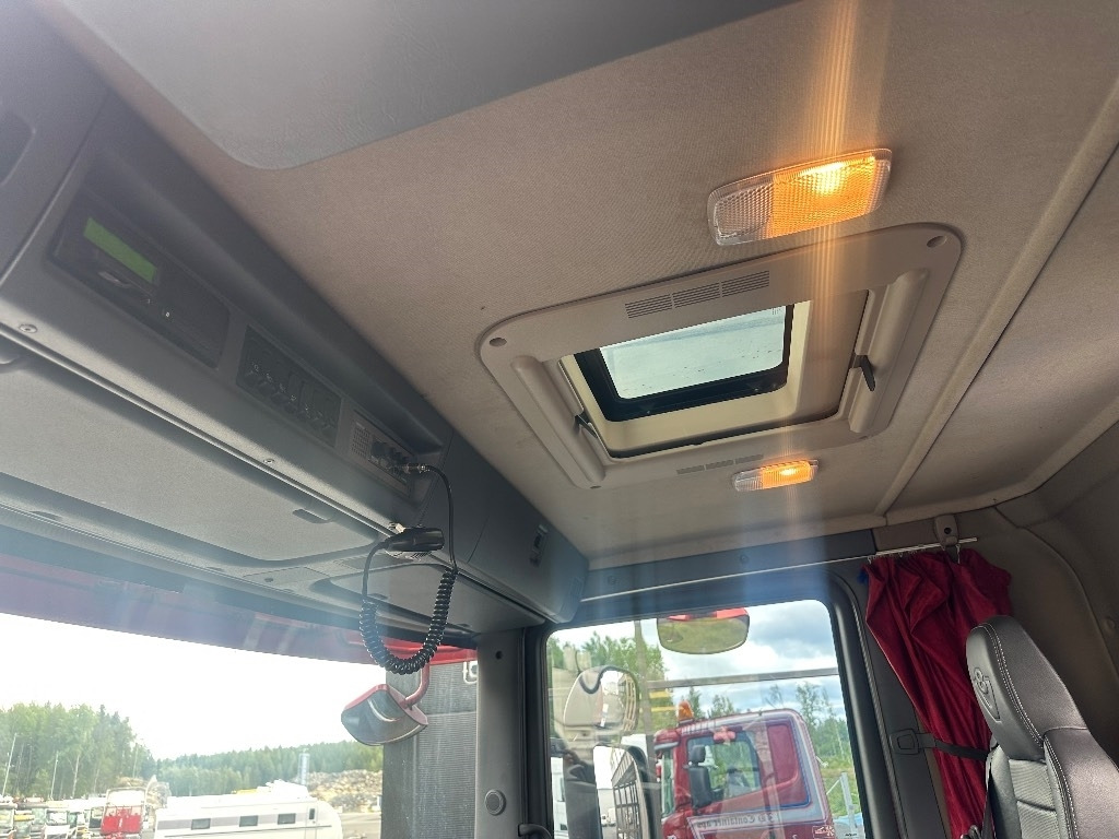 Camion ampliroll Scania R580 6x2*4