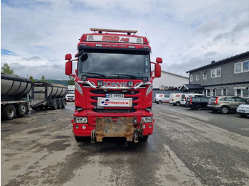 Camion ampliroll  Scania R580 Brøytebil med sideplog og hydraulisk saltsystem