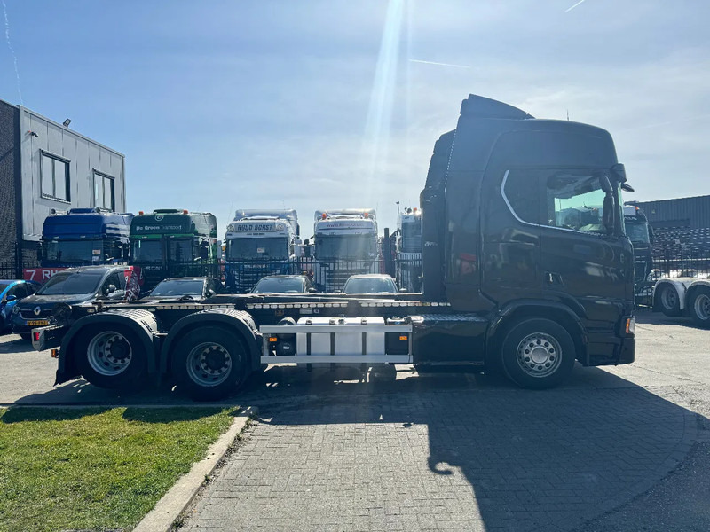 Camion ampliroll Scania R580 V8 6X2 VDL HOOK 20T RETARDER EURO 6 2 UNITS