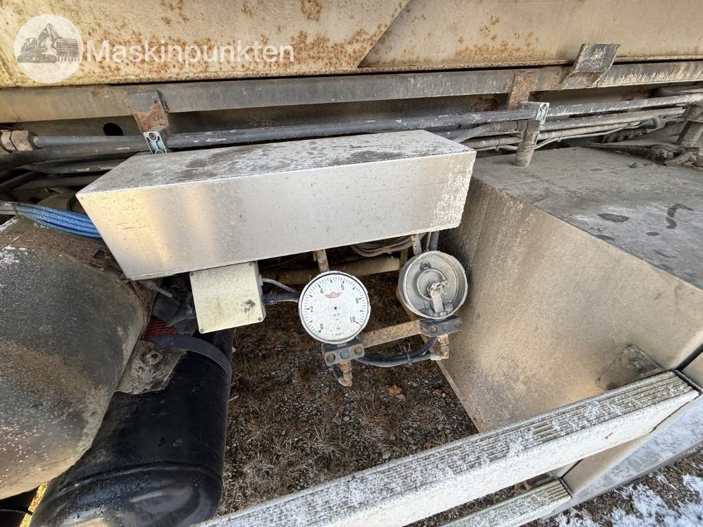 Camion ampliroll Scania R 164 GB