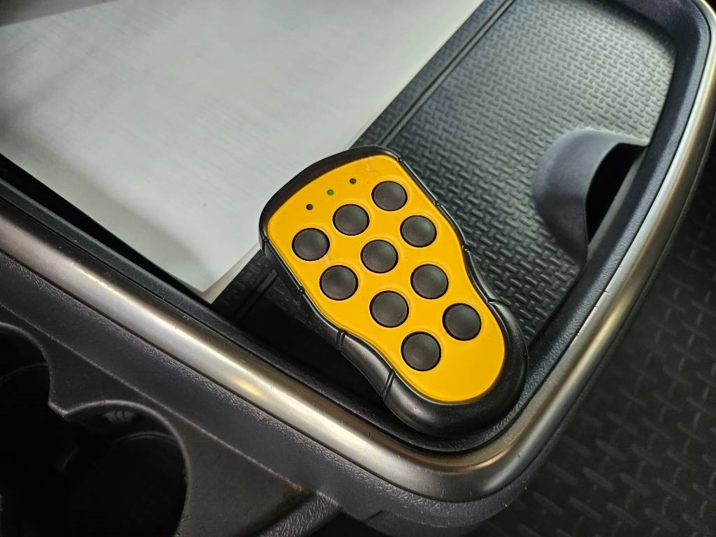 Camion ampliroll Scania R 450 6x2*4