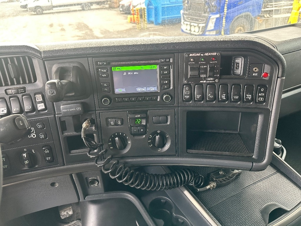 Camion ampliroll Scania R 450 6x2*4